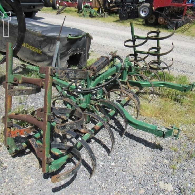 JOHN DEERE 7000