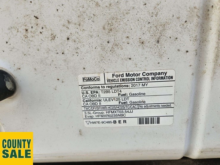 2017-ford-f150-image-36