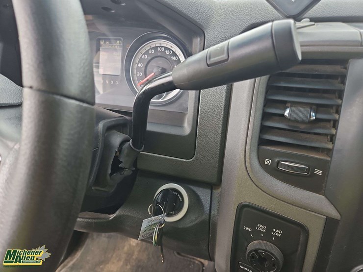 2014-dodge-1500-image-22