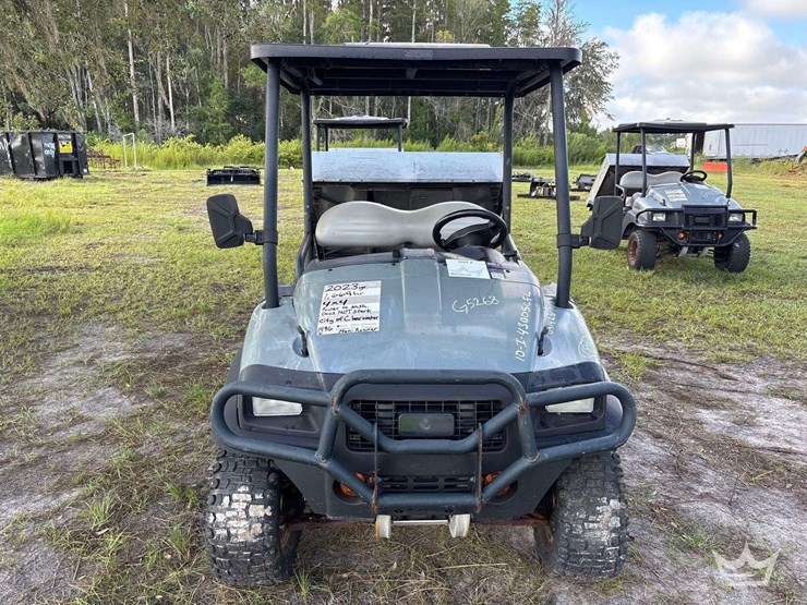 2023-club-car-carryall-1500-4x4-diesel-utility-cart-image-28
