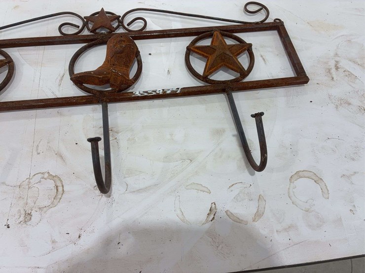 rustic-coat-rack-image-5