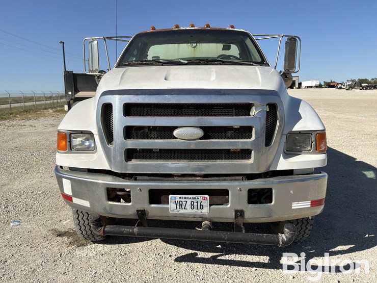 2007-ford-f750-image-2