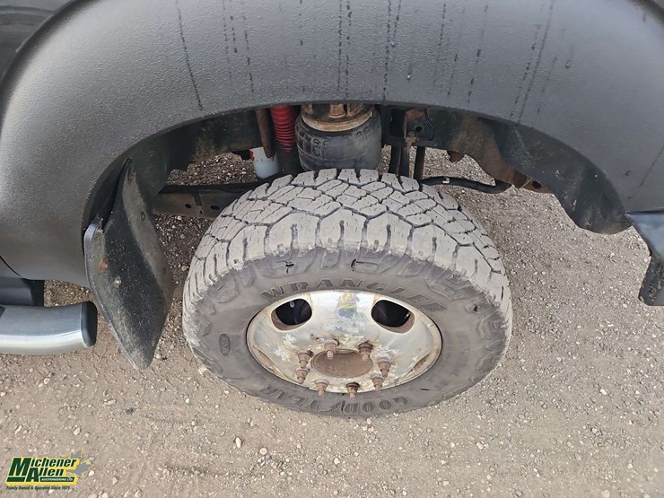 2011-ford-f350-image-12
