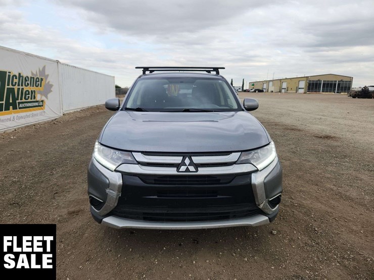 2016-mitsubishi-outlander-image-8