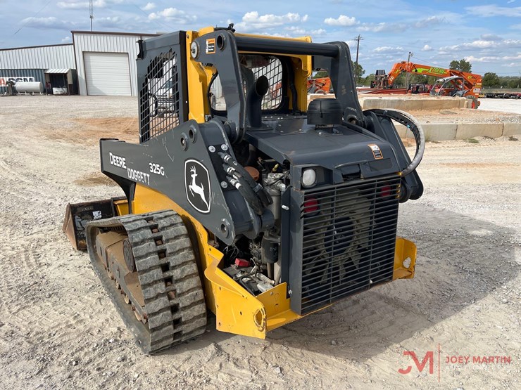 deere-325g-image-3
