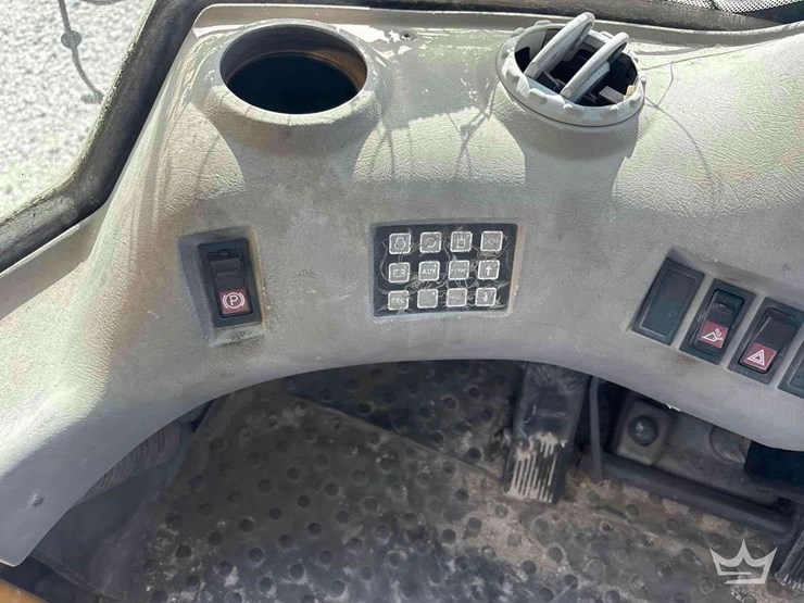 2005-volvo-l60e-image-16