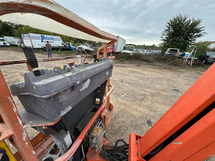 2005-jlg-450aj-image-14