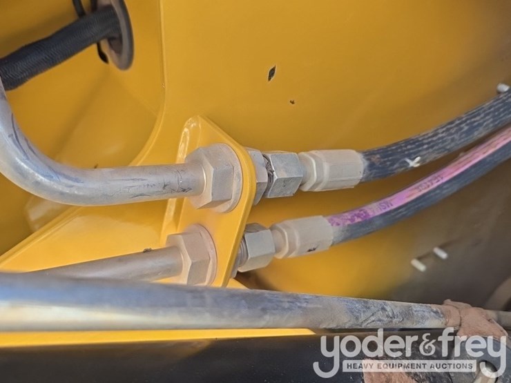 2019-caterpillar-289d-image-26