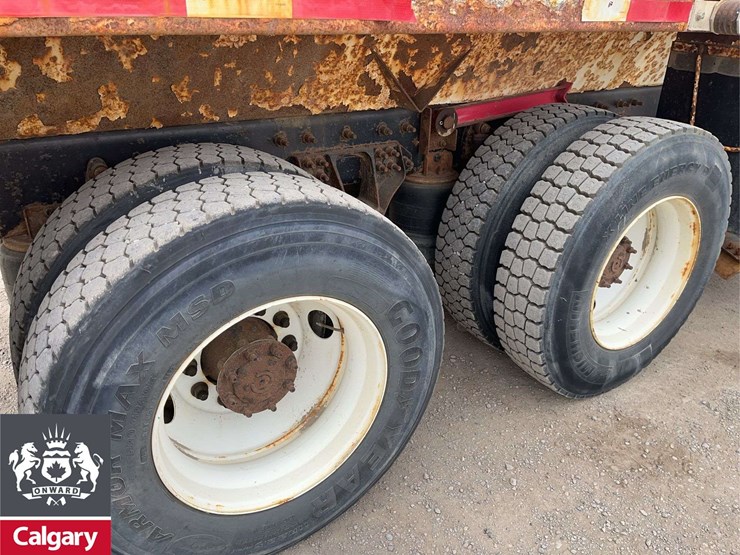 2019-international-workstar-7400-image-11