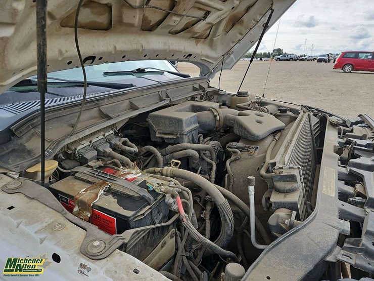 2011-ford-f350-image-27