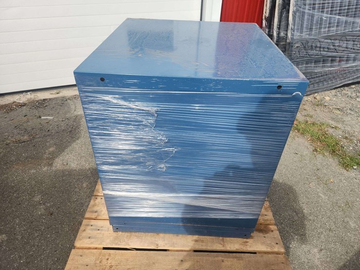 stanley-vidmar-4-drawer-cabinet-image-2
