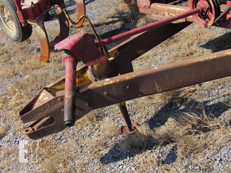 new-holland-791-image-10