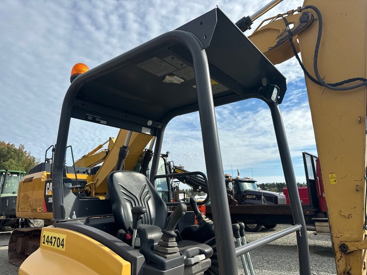 volvo-ec27d-image-12