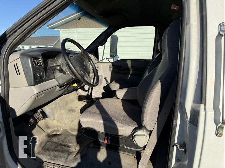 2000-ford-f750-sd-image-31