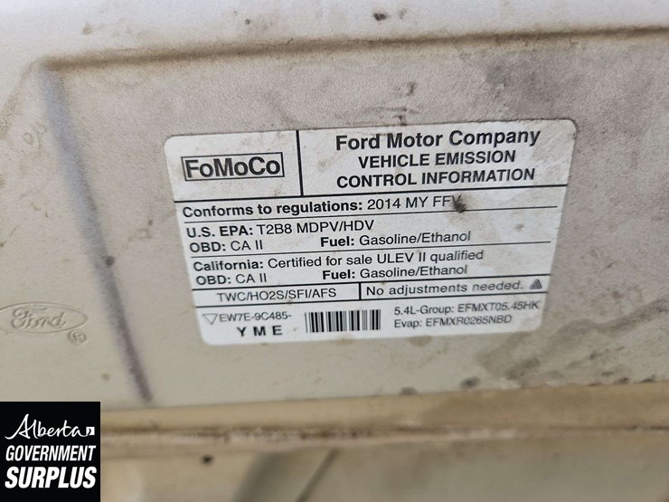 2014-ford-cargo-image-31