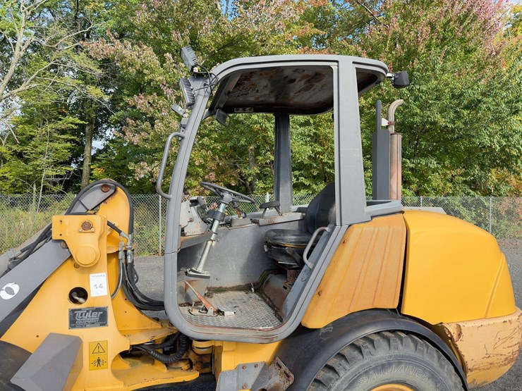 2006-volvo-l20b-image-19