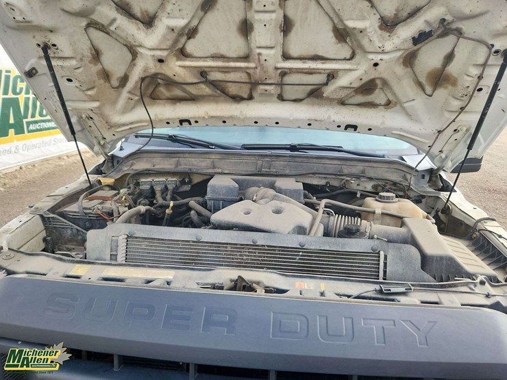 2011-ford-f250-image-28