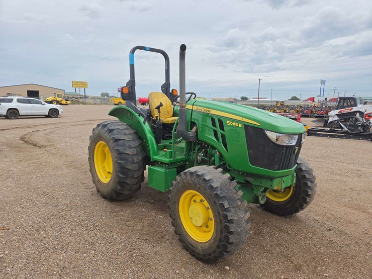john-deere-5045e-image-2