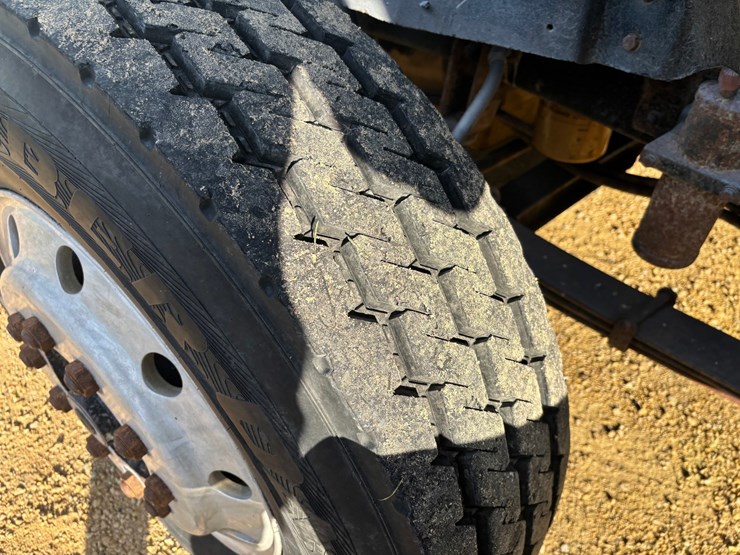 1992-international-9400-image-107