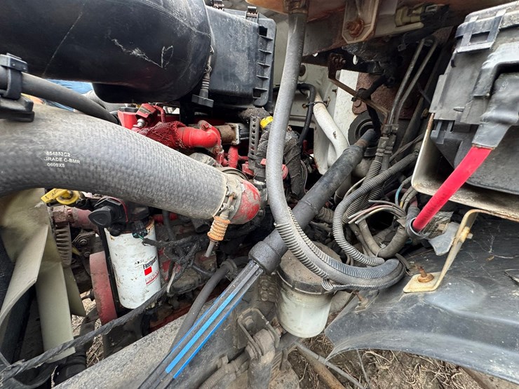 2015-ford-f650-image-59