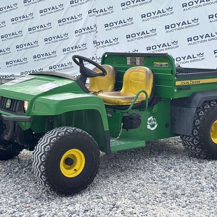 2017 JOHN DEERE GATOR