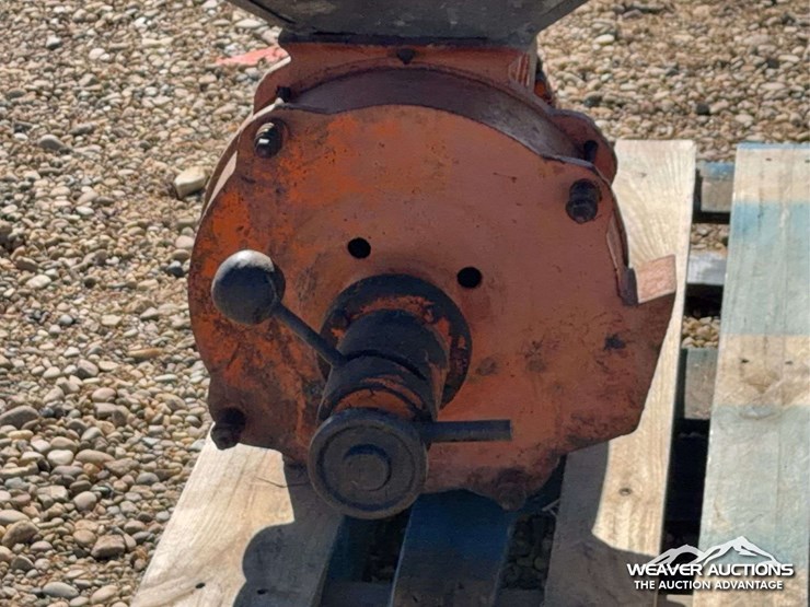 john-deere-luc-image-11