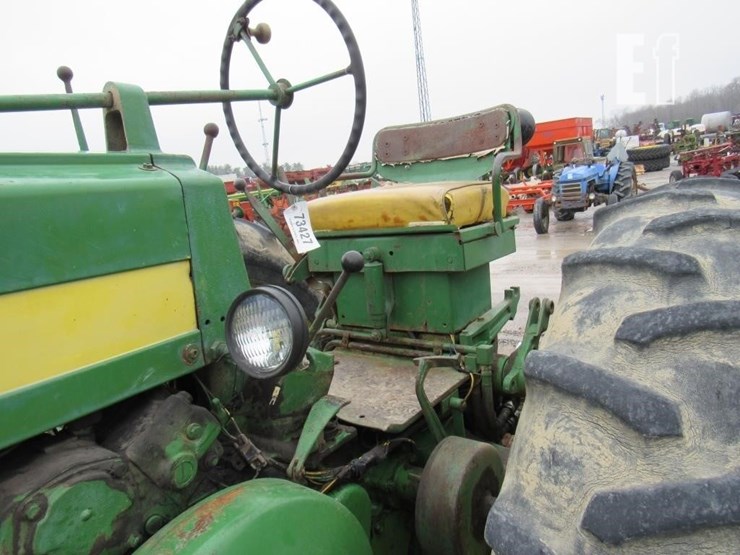 1957-john-deere-620-image-4
