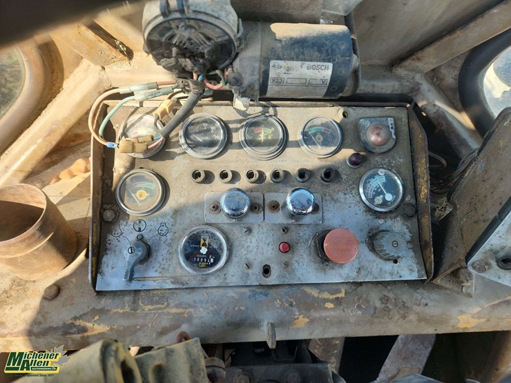 1980-caterpillar-950-image-17