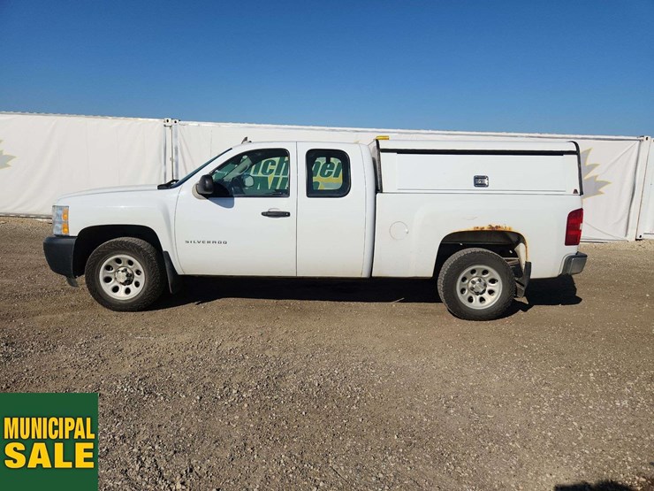 2011-chevrolet-silverado-1500-image-5