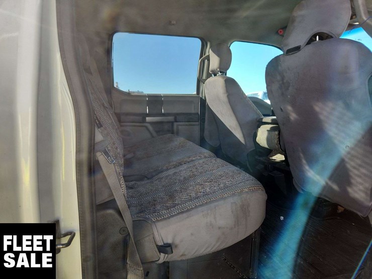 2019-ford-f350-image-16