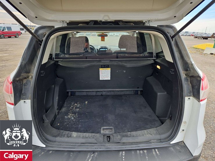2016-ford-escape-se-image-23