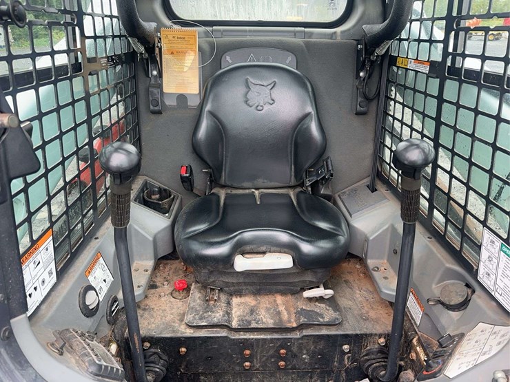 2019-bobcat-t595-image-22