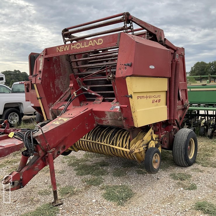 NEW HOLLAND 849