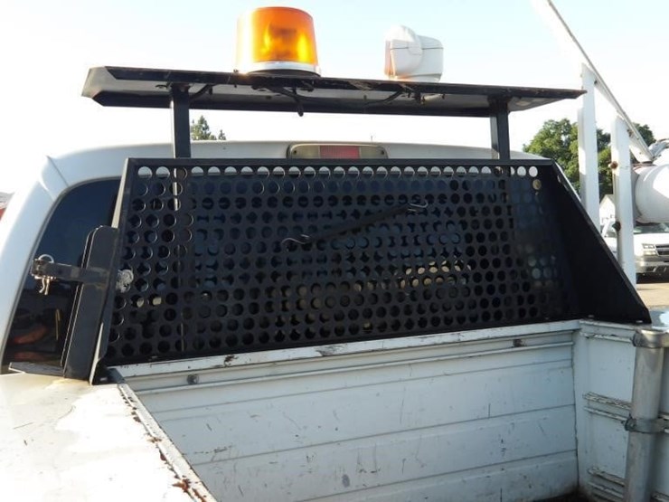 2011-ford-f350-image-13
