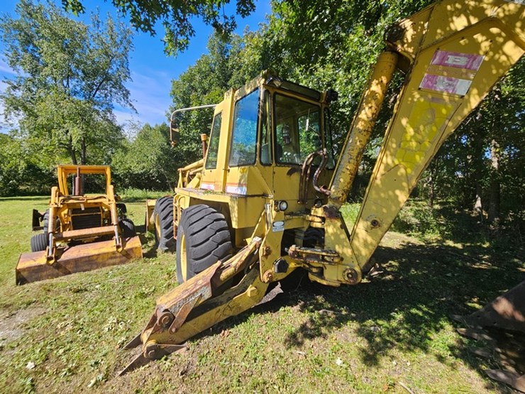 #2533-•-bucyrus-erie-200-4-series-iii-dynahoe-backhoe-image-27