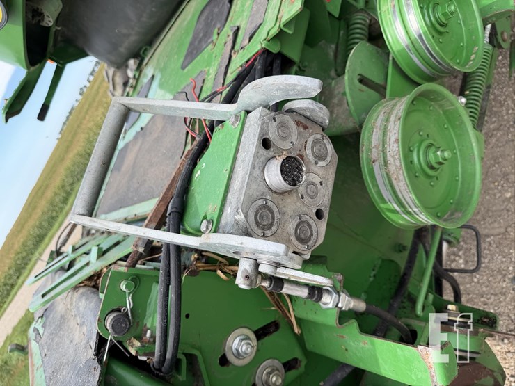 2009-john-deere-9770-sts-image-17