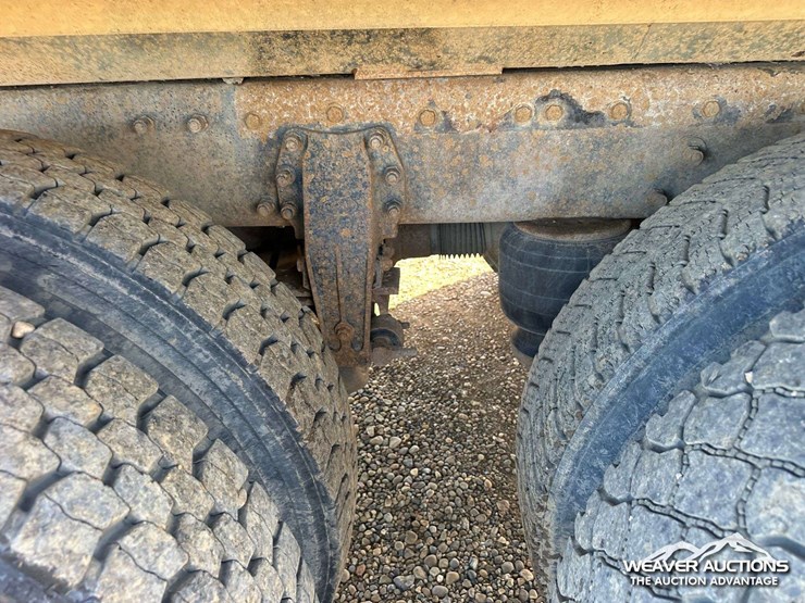 peterbilt-378-image-60