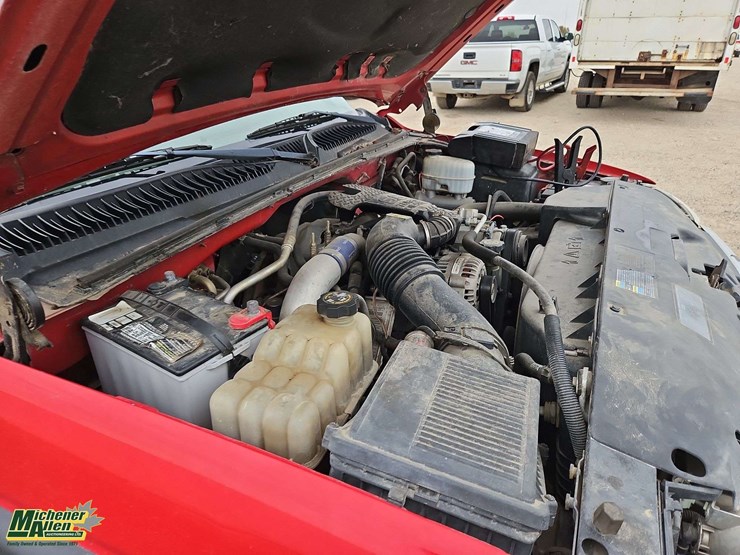 gmc-sierra-2500hd-image-29