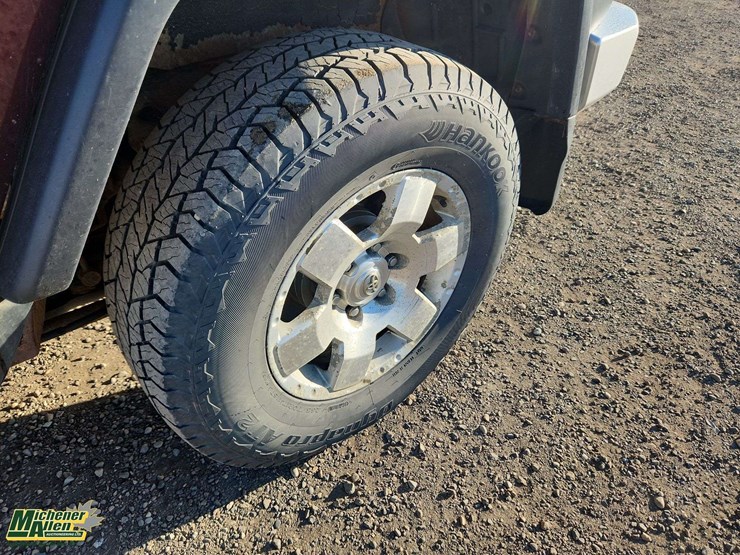 2007-toyota-fj-cruiser-image-8