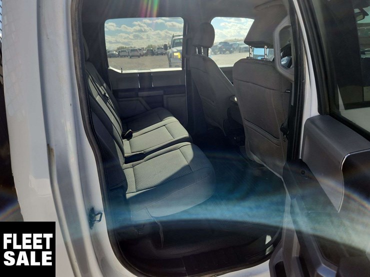 2021-ford-f350-image-15