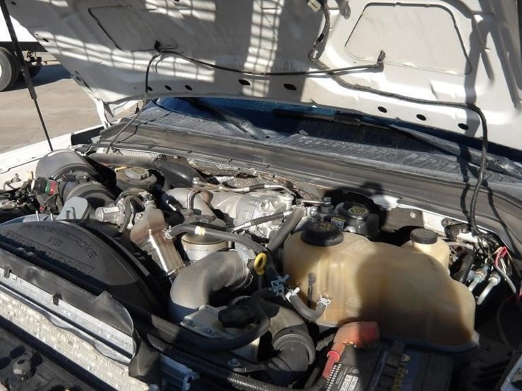 2010-ford-f450-image-8