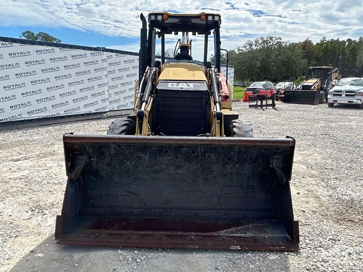 2017-caterpillar-420f2-it-image-43
