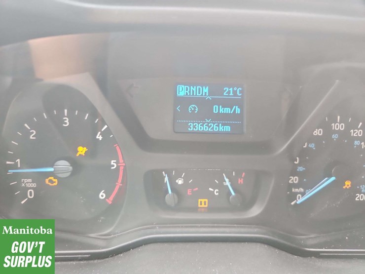 2017-ford-transit-image-21