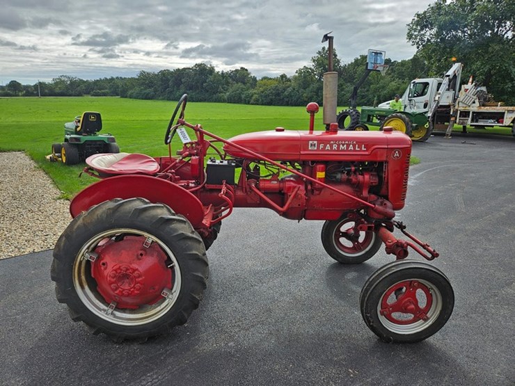 #2507-•-farmall-model-a-tractor-image-6