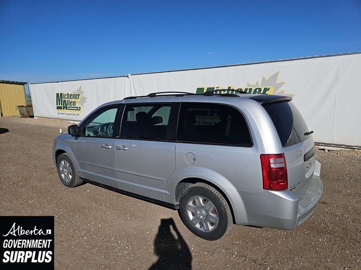 dodge-grand-caravan-image-3