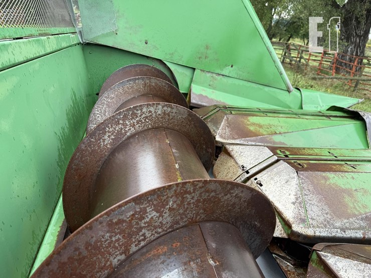 john-deere-853-image-22