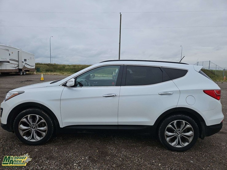 2014-hyundai-santa-fe-sport-image-5