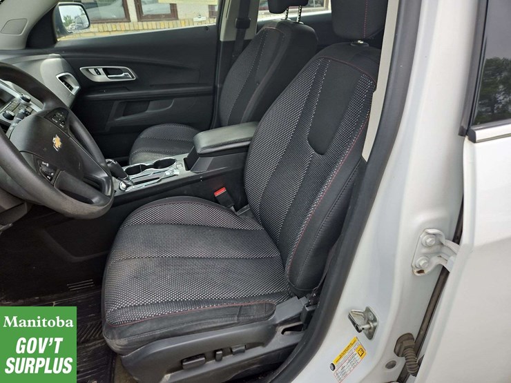 2016-chevrolet-equinox-image-16