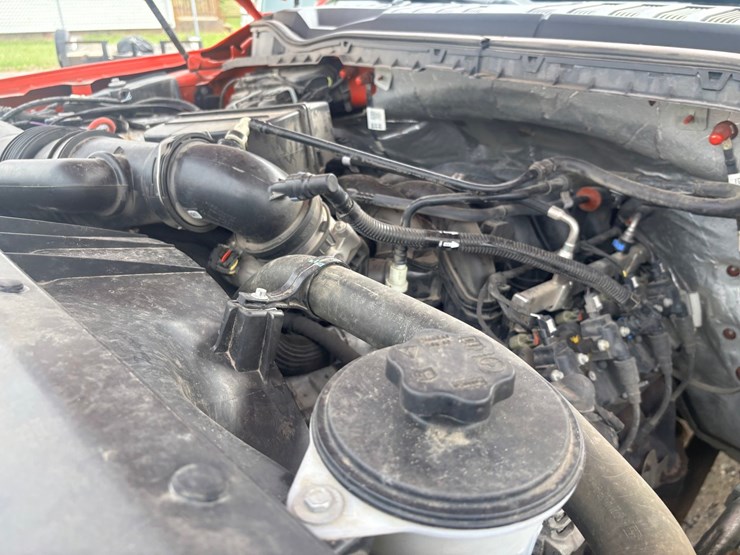 2022-ford-f250-image-32