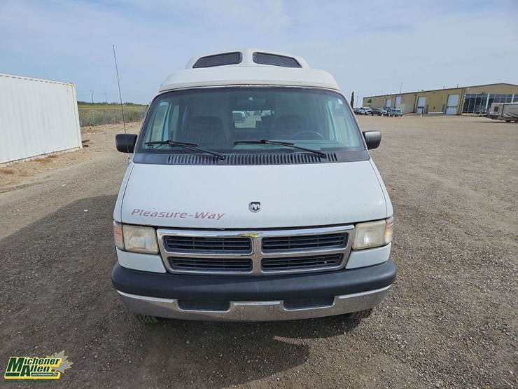 1995-dodge-ram-van-image-6